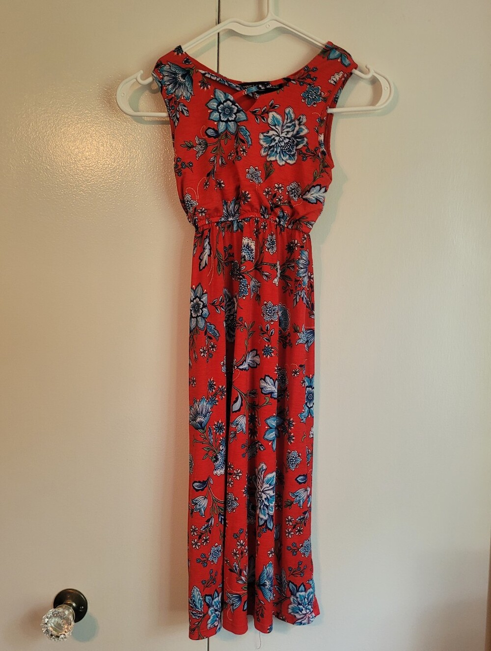 Stella & Sienna Trixxi Red Floral Maxi Dress